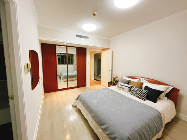 San Quan Apartments