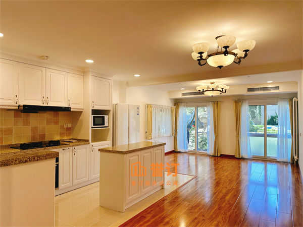 Guangming Apartment