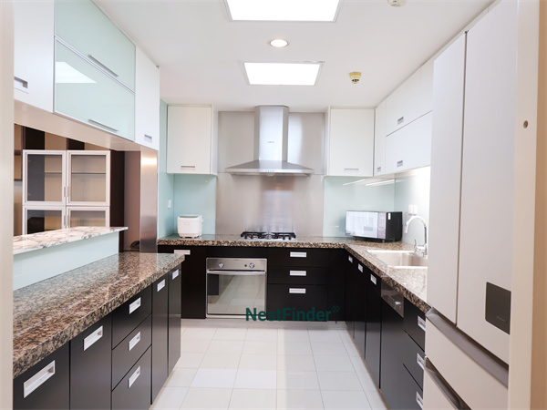 Chang Fu Gong Apartment